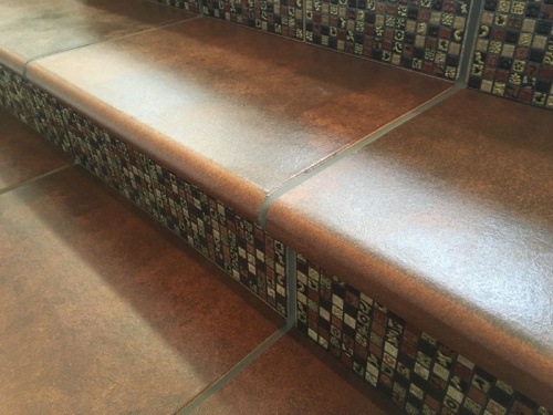Клинкерная ступень фронтальная Mytho Rubino Gres de Aragon 328x328x52/20 мм